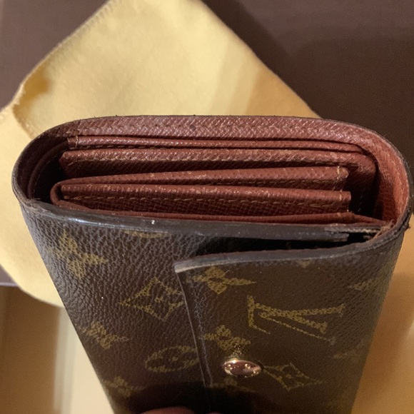 🤎🧡🖤🧡🤎🎁🎄💯 % AUTHENTIC LUIS VUITTON MONOGRAM CANVAS WALLET🤎🧡🖤🧡🤎 - Picture 8 of 13